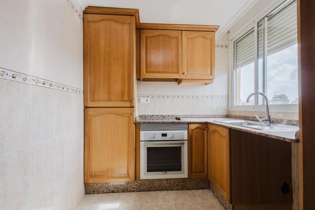 2 slaapkamer Flat te koop in Nueva Torrevieja, Torrevieja met zwembad garage - € 136.990 (Ref: 9251631)