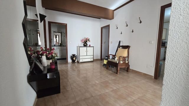 3 chambre Villa/Maison à vendre à El Chaparral, Torrevieja avec piscine garage - 480 000 € (Ref: 9254062)