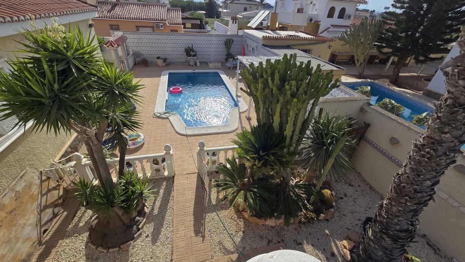 3 sovrum Villa till salu i Torrevieja med pool garage - 480 000 € (Ref: 9254062)