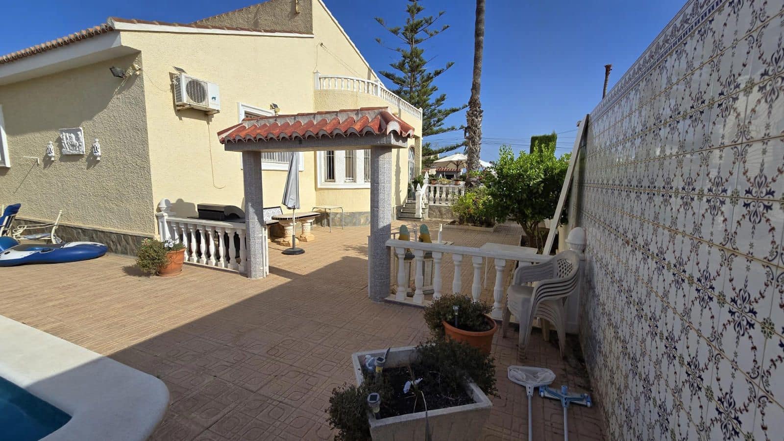 3 sovrum Villa till salu i Torrevieja med pool garage - 480 000 € (Ref: 9254062)