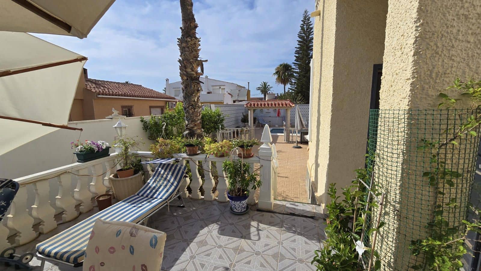 3 sovrum Villa till salu i Torrevieja med pool garage - 480 000 € (Ref: 9254062)