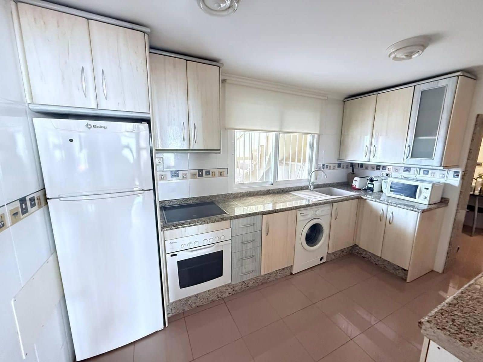 4 soverom Penthouse til salgs i Orihuela Costa med svømmebasseng garasje - € 299 900 (Ref: 9254191)