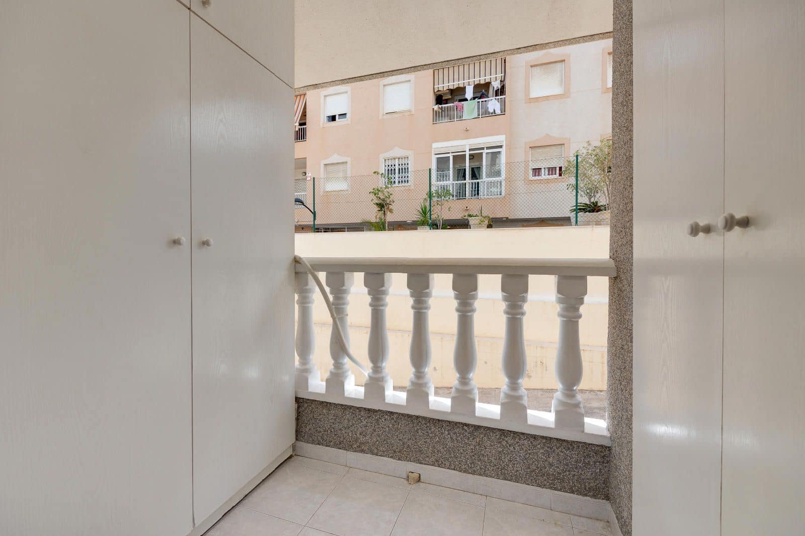 Appartement à vendre à Torrevieja - 79 995 € (Ref: 9254361)