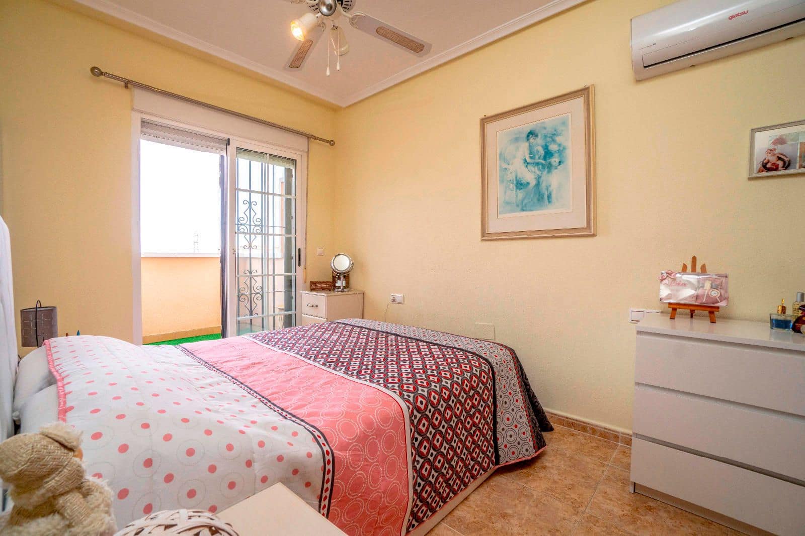 3 soveværelse Lejlighed til salg i Orihuela Costa med swimmingpool garage - € 184.900 (Ref: 9254450)