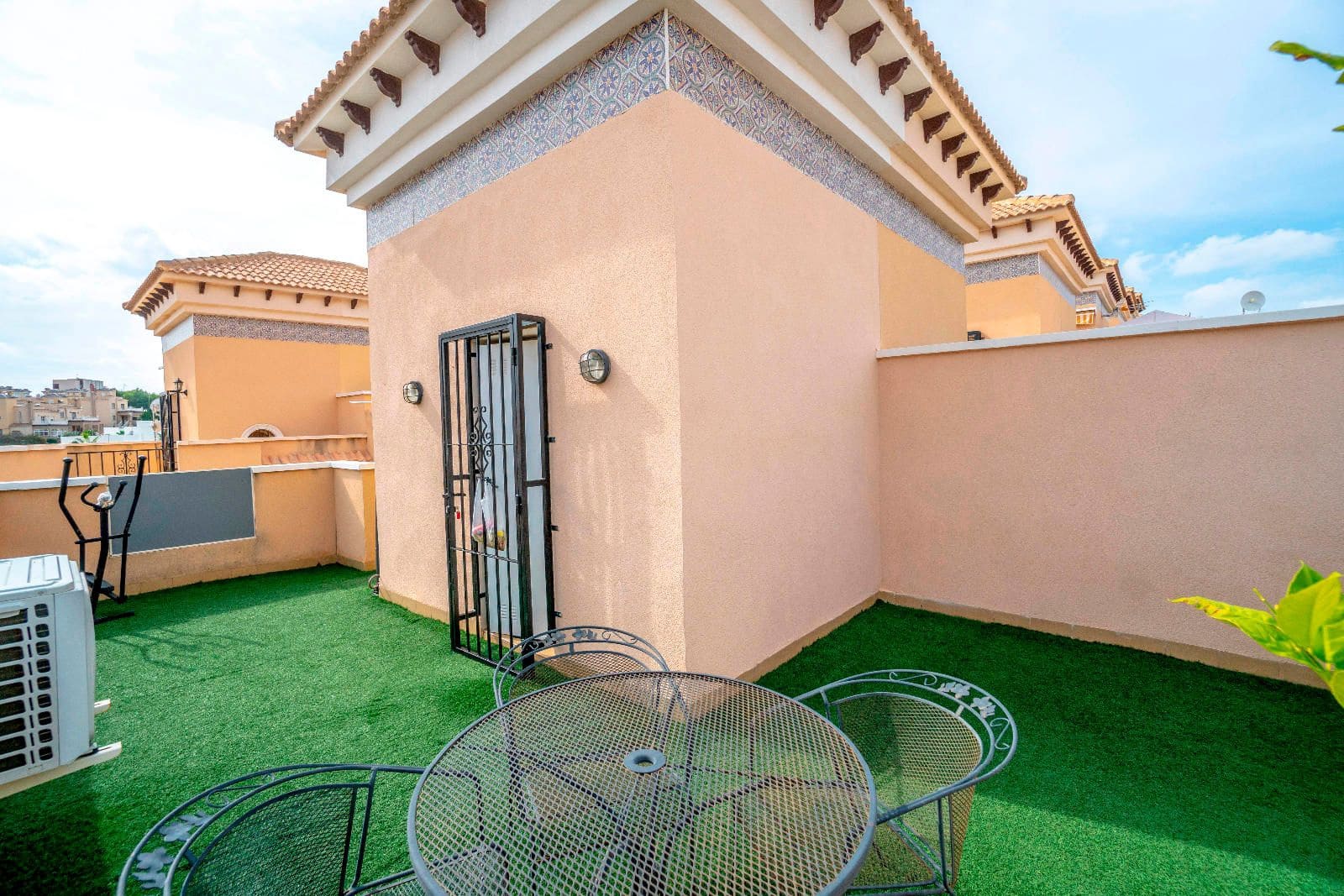 3 soveværelse Lejlighed til salg i Orihuela Costa med swimmingpool garage - € 184.900 (Ref: 9254450)