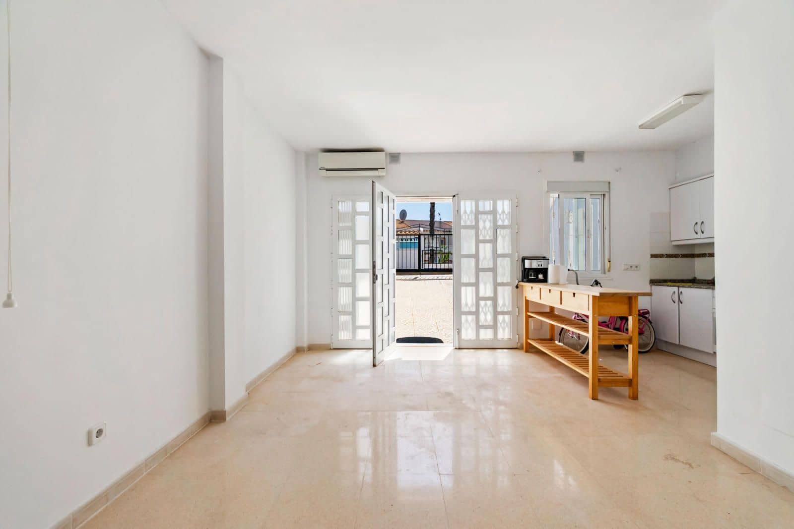 3 Zimmer Villa zu verkaufen in Ciudad Quesada mit Pool Garage - 283.000 € (Ref: 9255955)