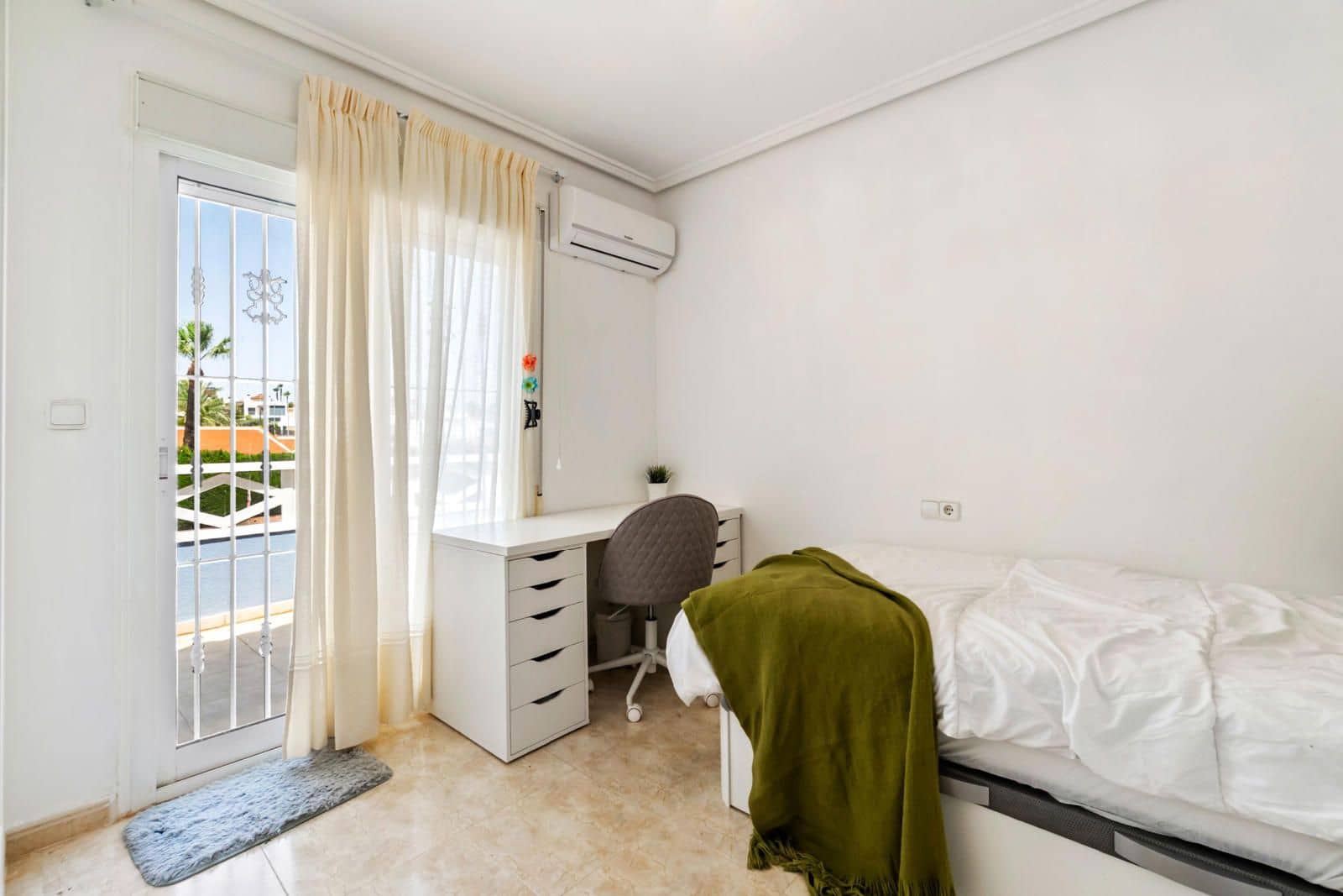 3 Zimmer Villa zu verkaufen in Ciudad Quesada mit Pool Garage - 283.000 € (Ref: 9255955)