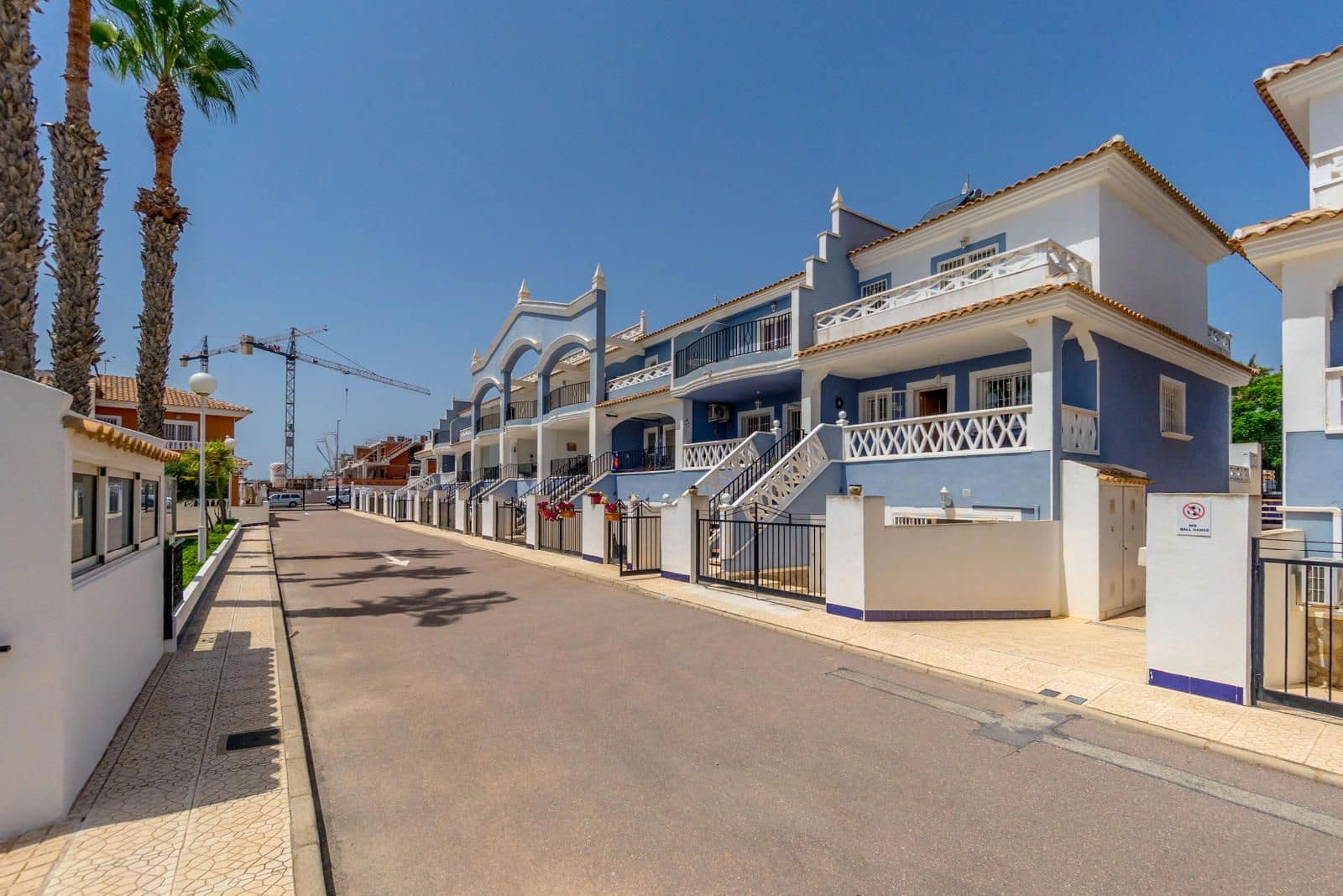 3 Zimmer Villa zu verkaufen in Ciudad Quesada mit Pool Garage - 283.000 € (Ref: 9255955)