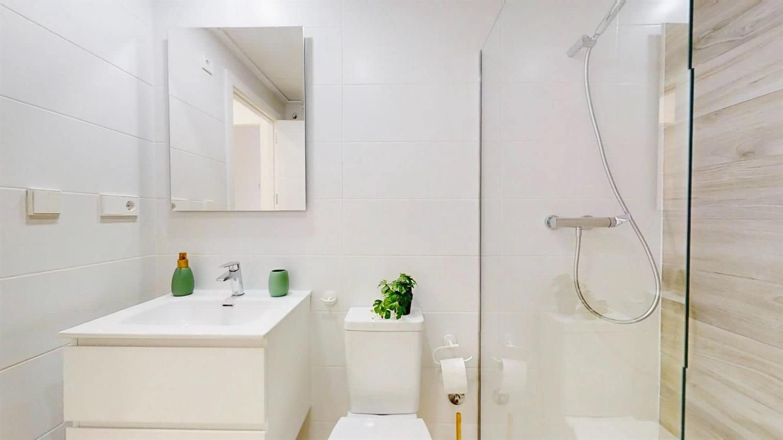 Chalet de 2 habitaciones en Orihuela en venta con piscina garaje - 249.900 € (Ref: 9255956)