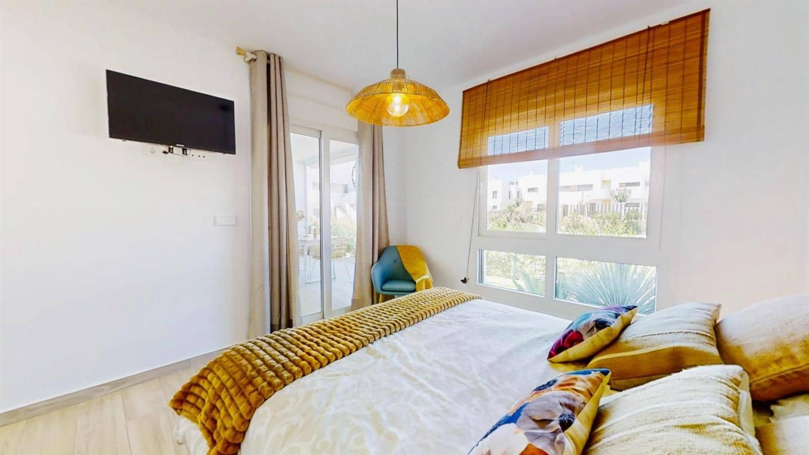 Chalet de 2 habitaciones en Orihuela en venta con piscina garaje - 249.900 € (Ref: 9255956)