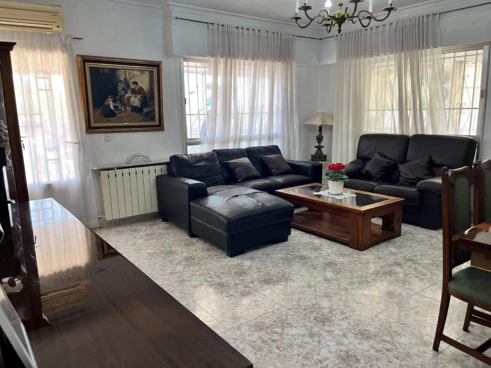 3 Zimmer Villa zu verkaufen in La Zenia mit Pool Garage - 460.000 € (Ref: 9256325)