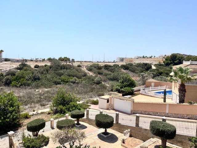 3 Zimmer Villa zu verkaufen in La Zenia, Orihuela mit Pool Garage - 460.000 € (Ref: 9256325)