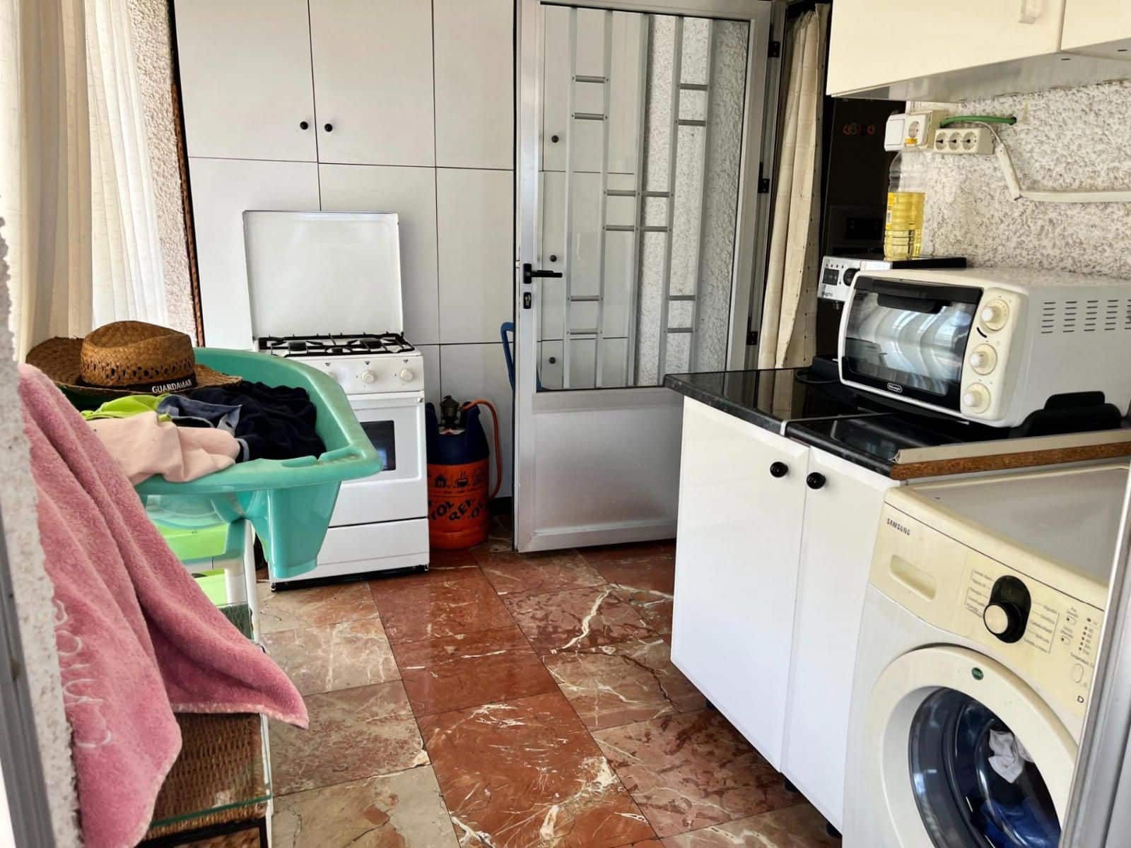 3 Zimmer Villa zu verkaufen in La Zenia mit Pool Garage - 460.000 € (Ref: 9256325)