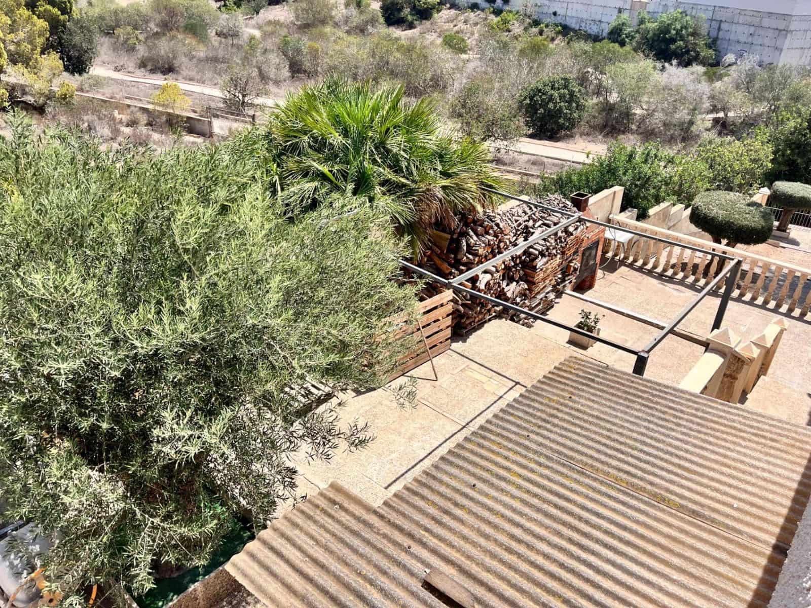 3 Zimmer Villa zu verkaufen in La Zenia mit Pool Garage - 460.000 € (Ref: 9256325)