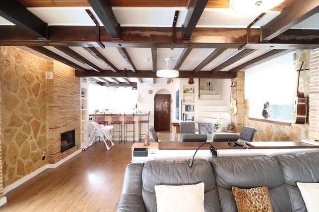 3 Zimmer Villa zu verkaufen in Villamartin, Orihuela mit Pool - 460.000 € (Ref: 9256554)