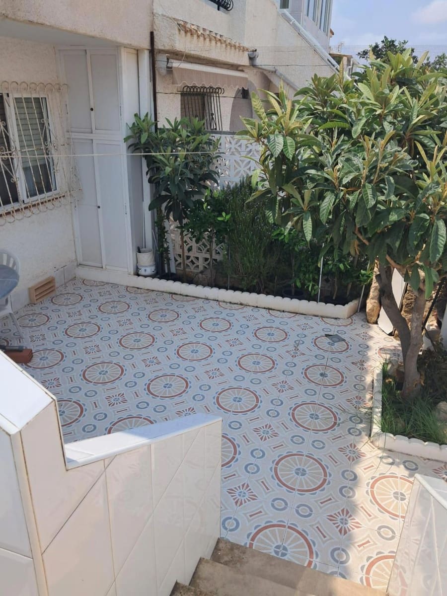 2 soverom Villa til salgs i Torrevieja - € 159 900 (Ref: 9262010)