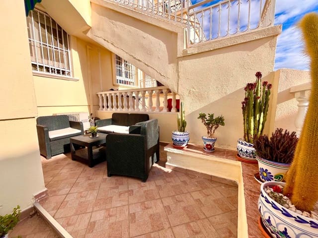 2 makuuhuone Asunto myytävänä paikassa Playa Flamenca, Orihuela mukana uima-altaan 
autotalli - 199 999 € (Ref: 9263784)