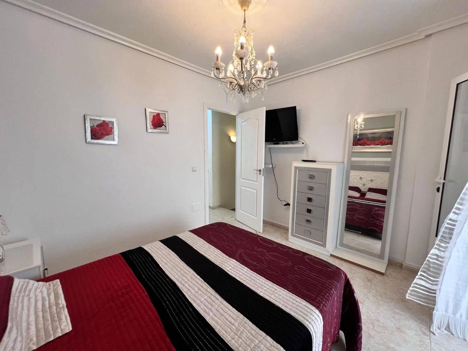 2 soverom Villa til salgs i Torrevieja med svømmebasseng - € 183 000 (Ref: 9263785)