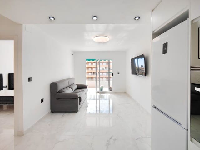 2 chambre Appartement à vendre à Punta Prima, Torrevieja avec piscine garage - 179 500 € (Ref: 9263925)