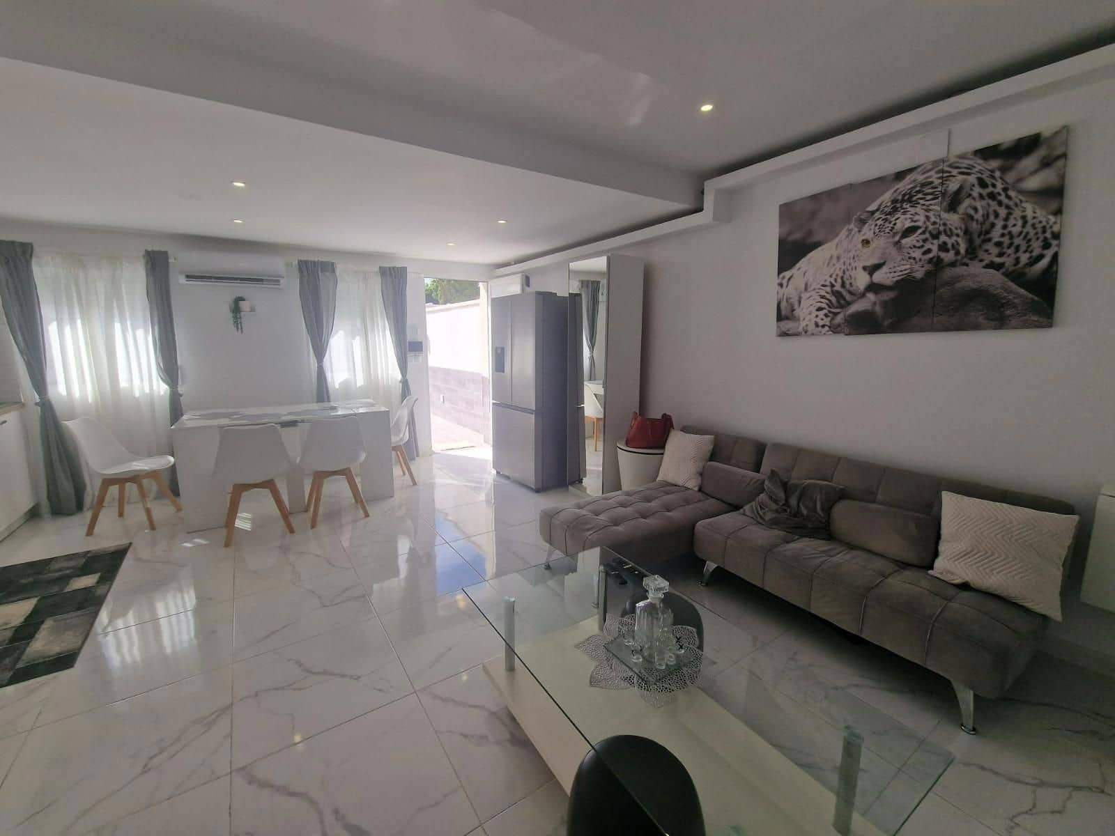 2 soverom Villa til salgs i Torrevieja med svømmebasseng - € 199 900 (Ref: 9268975)