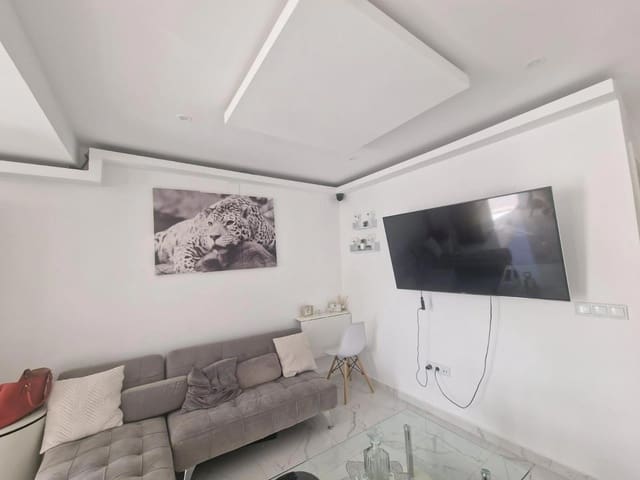 2 soverom Villa til salgs i Aguas Nuevas, Torrevieja med svømmebasseng - € 199 900 (Ref: 9268975)