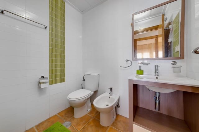 3 soverom Hus til salgs i Mil Palmeras, Pilar de la Horadada med svømmebasseng garasje - € 235 000 (Ref: 9270385)