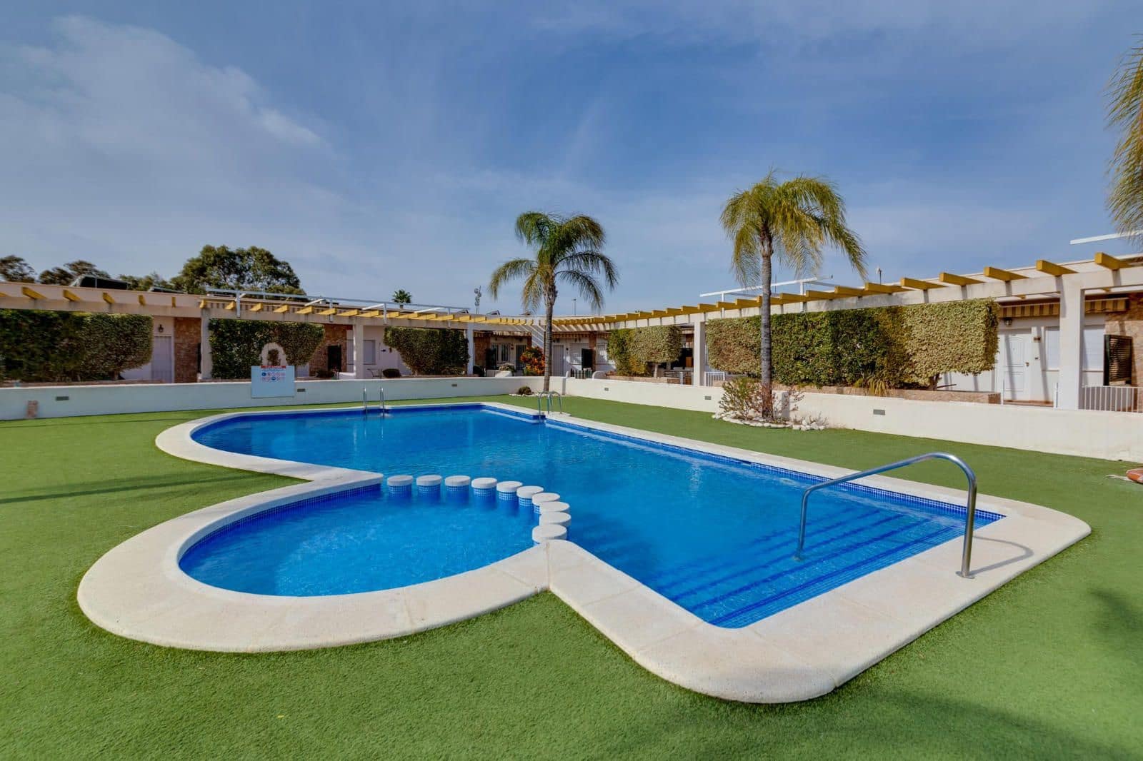 3 slaapkamer Huis te koop in Pilar de la Horadada met zwembad garage - € 235.000 (Ref: 9270385)