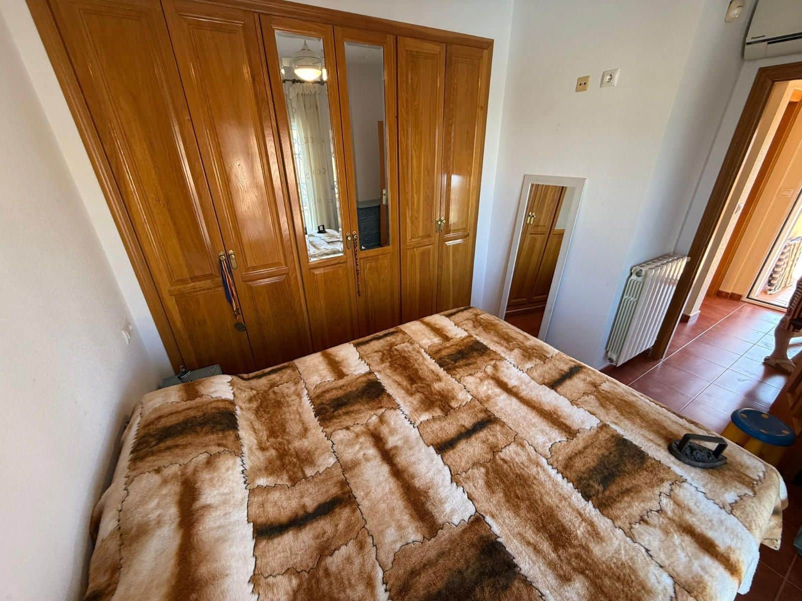 Willa na sprzedaż w San Miguel de Salinas z basenem garażem - 525 000 € (Ref: 9275281)