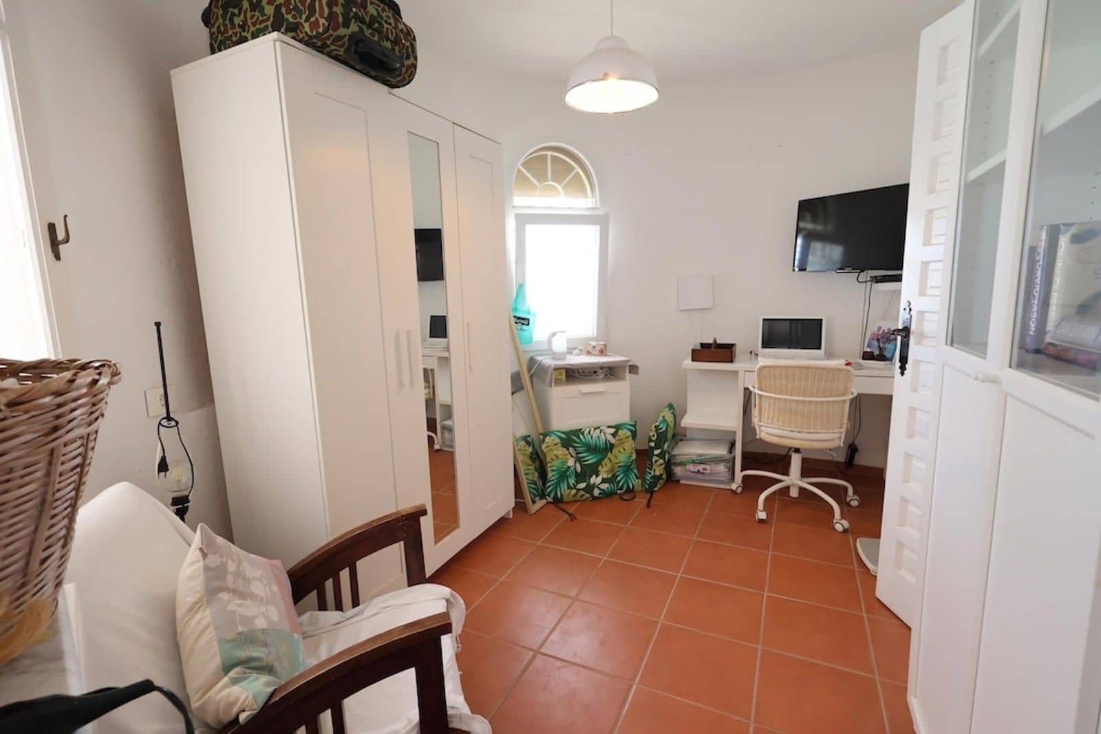 Chalet de 4 habitaciones en La Zenia en venta con piscina garaje - 560.000 € (Ref: 9279825)