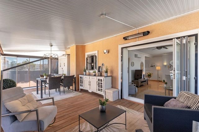 Ático de 2 habitaciones en Villamartin, Orihuela en venta con piscina garaje - 299.900 € (Ref: 9279826)