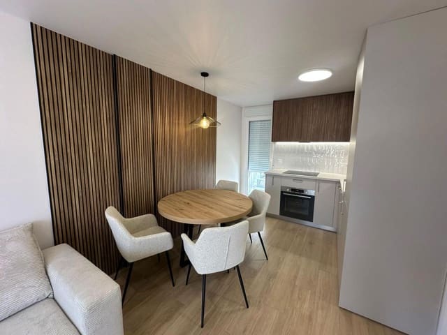 2 bedroom Villa for sale in Parque de las Naciones, Torrevieja with pool - € 175,000 (Ref: 9293164)