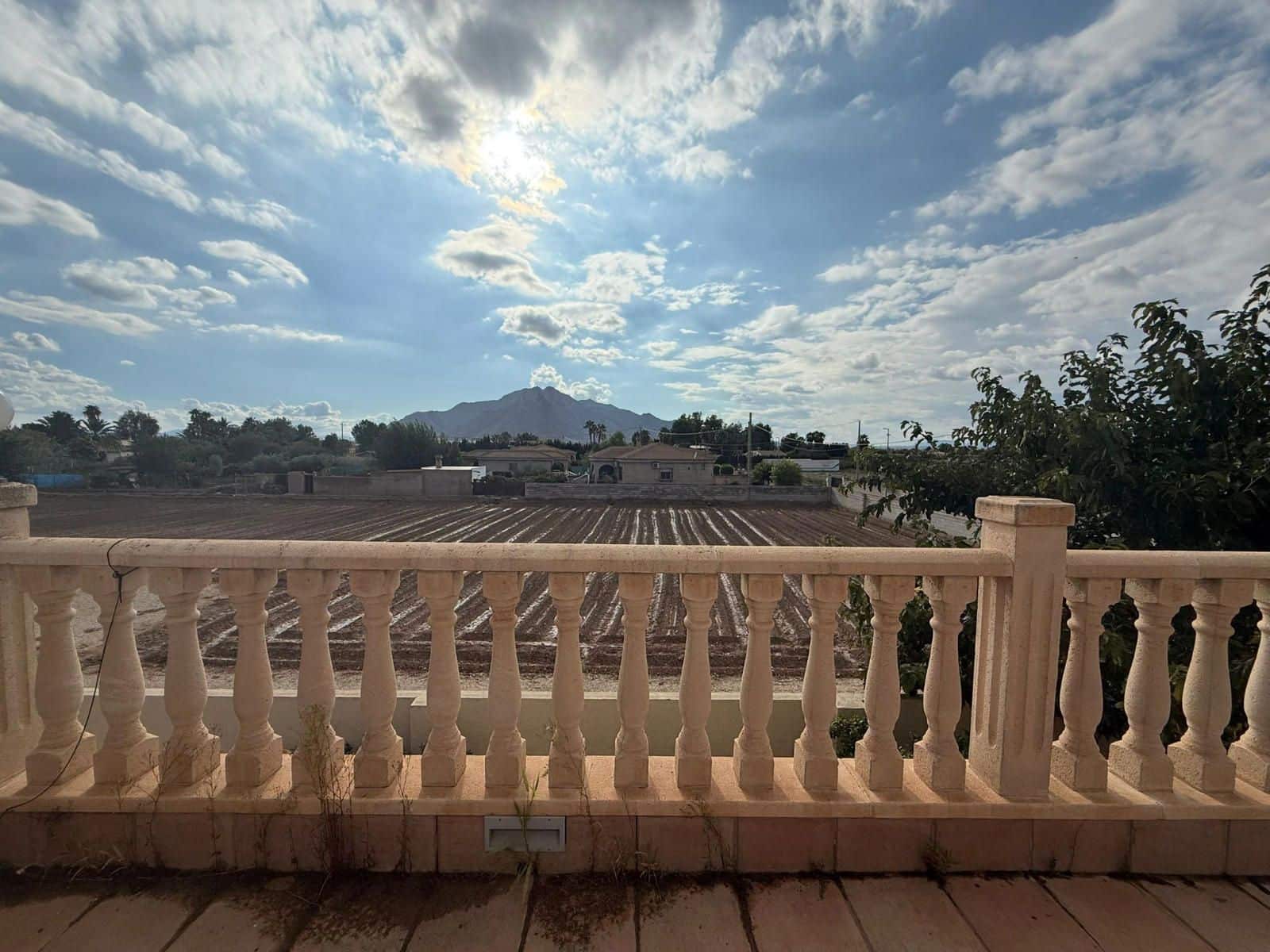 3 bedroom Villa for sale in Catral with pool garage - € 399,000 (Ref: 9293494)