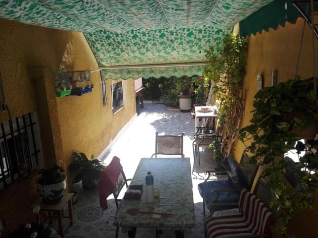 3 bedroom Villa for sale in Punta Prima, Orihuela with pool garage - € 339,900 (Ref: 9295873)