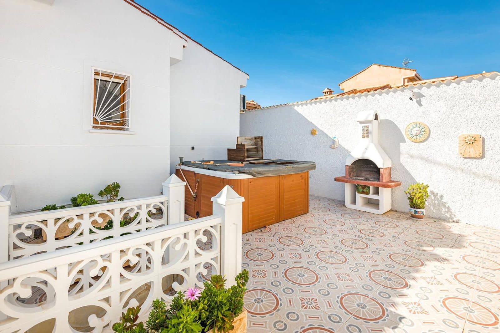 Chalet de 4 habitaciones en Ciudad Quesada en venta con piscina garaje - 465.000 € (Ref: 9295874)