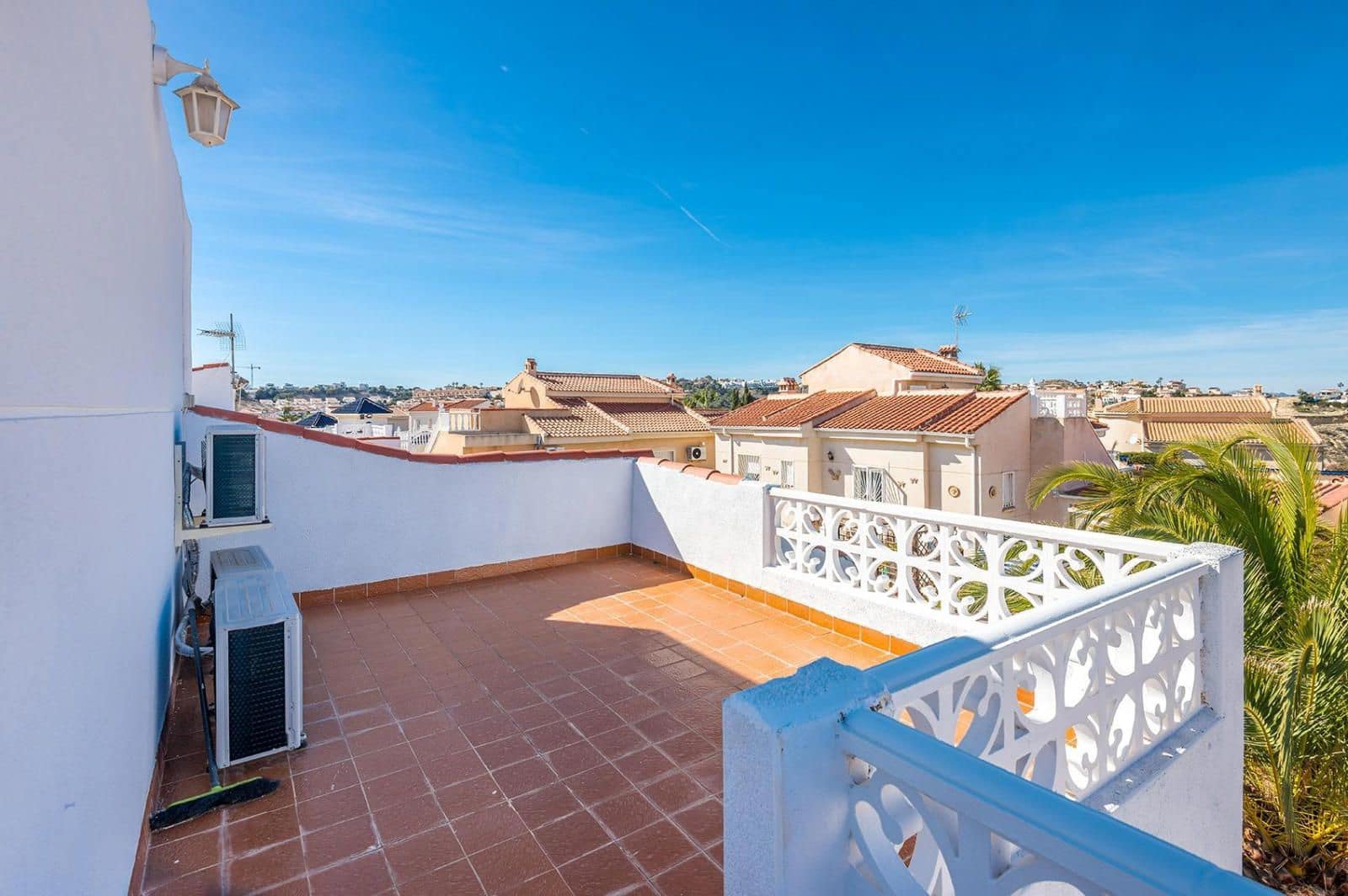 Chalet de 4 habitaciones en Ciudad Quesada en venta con piscina garaje - 465.000 € (Ref: 9295874)