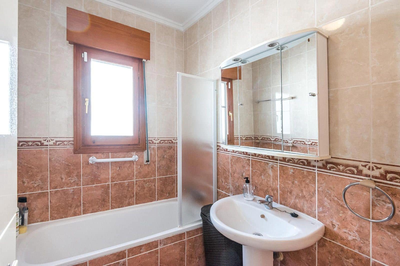 Chalet de 4 habitaciones en Ciudad Quesada en venta con piscina garaje - 465.000 € (Ref: 9295874)