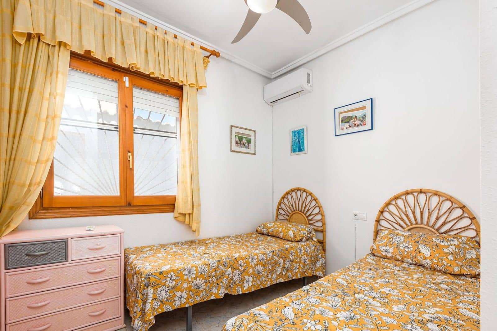 Chalet de 4 habitaciones en Ciudad Quesada en venta con piscina garaje - 465.000 € (Ref: 9295874)