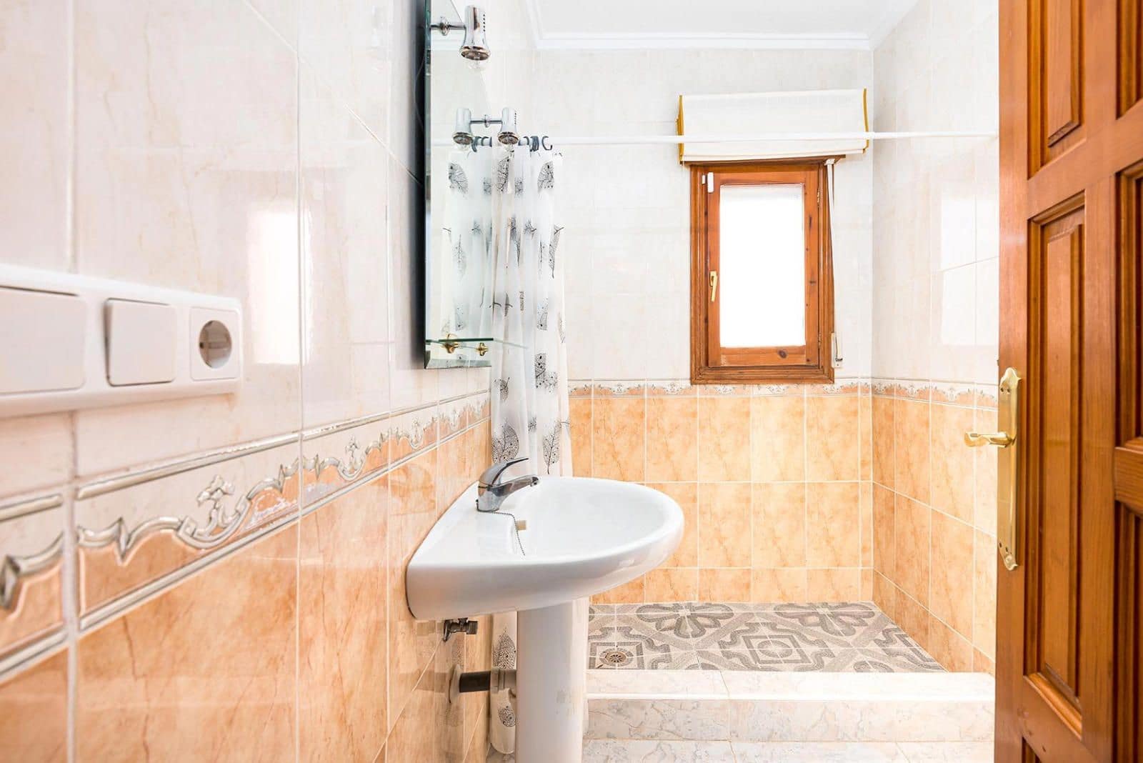 Chalet de 4 habitaciones en Ciudad Quesada en venta con piscina garaje - 465.000 € (Ref: 9295874)