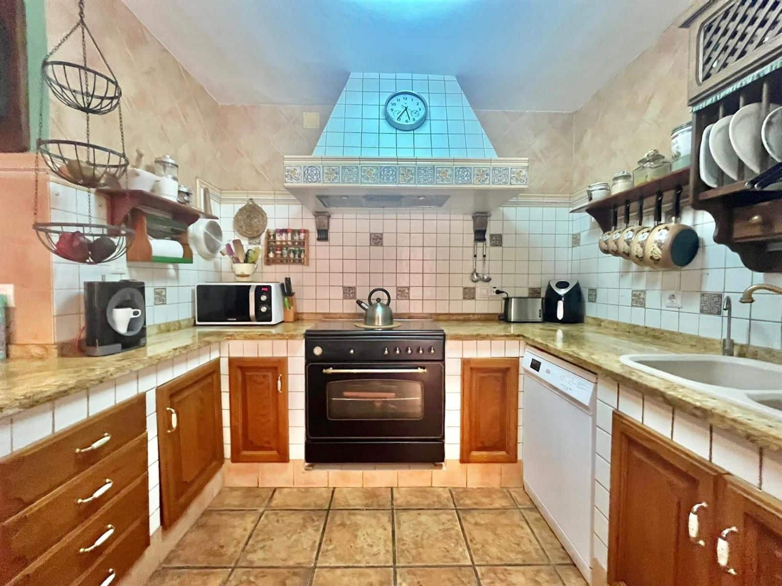 3 chambre Villa/Maison à vendre à Torrevieja avec garage - 495 000 € (Ref: 9306927)