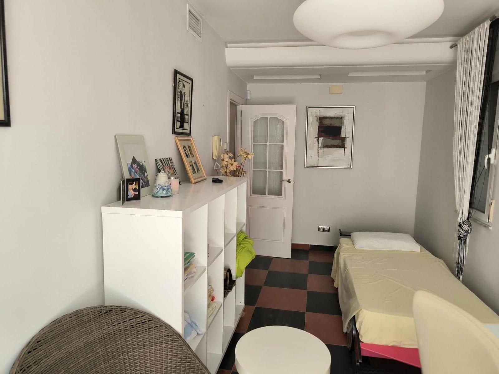 4 chambre Villa/Maison à vendre à Torrevieja avec piscine garage - 550 000 € (Ref: 9306929)