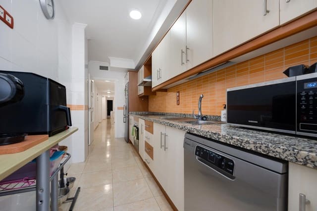 3 sovrum Lägenhet till salu i Centro - Muelle Pesquero, Torrevieja med garage - 244 969 € (Ref: 9309109)