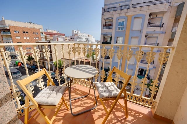3 bedroom Apartment for sale in Centro - Muelle Pesquero, Torrevieja - € 244,969 (Ref: 9309109)
