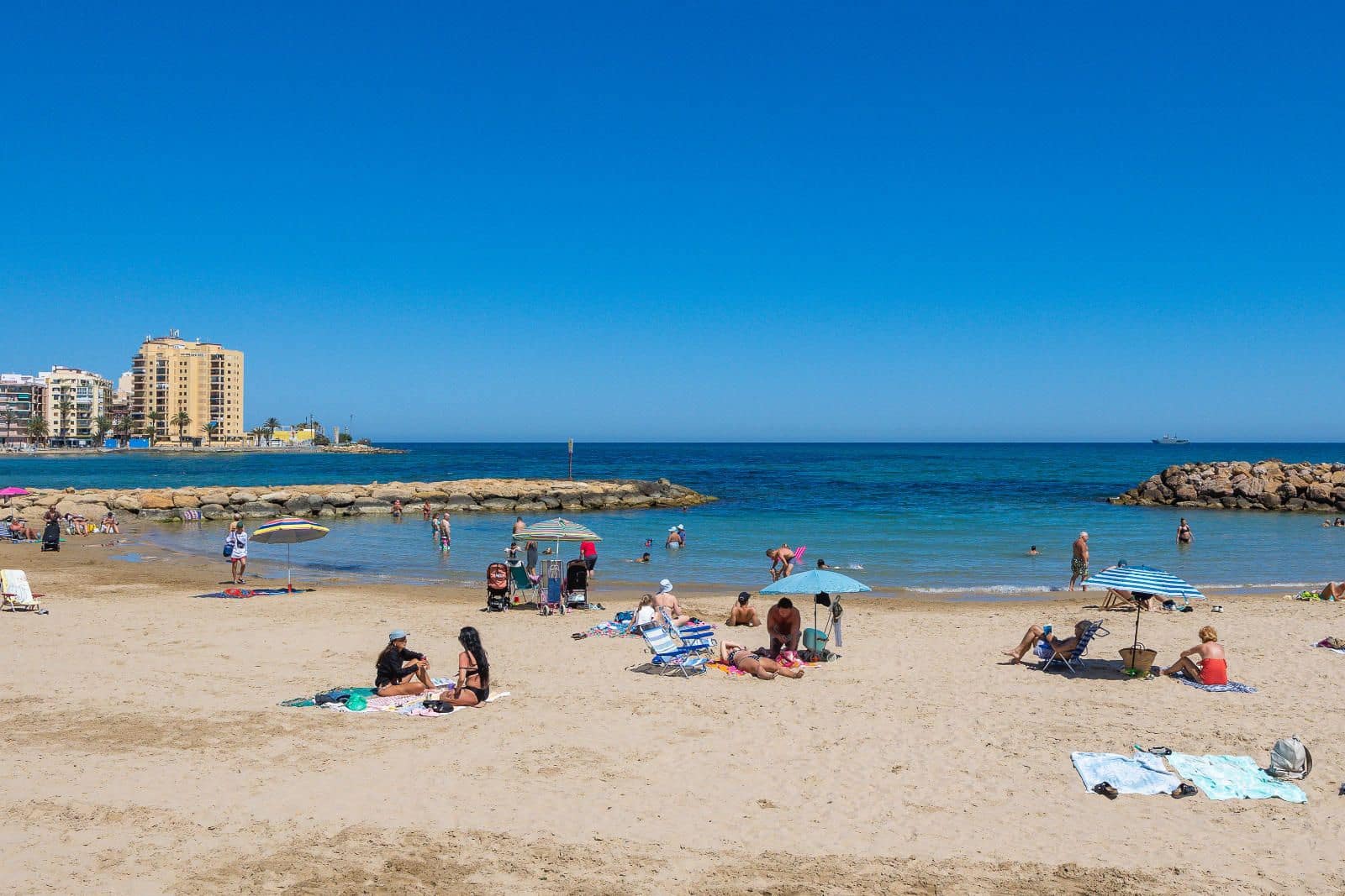 2 sovrum Lägenhet till salu i Torrevieja - 135 000 € (Ref: 9329831)