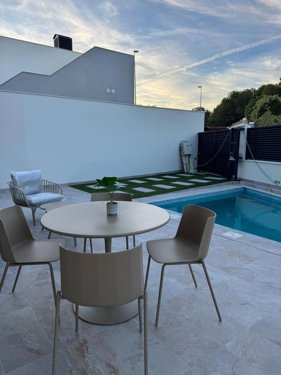 3 Zimmer Villa zu verkaufen in Pinar de Campoverde mit Pool - 431.500 € (Ref: 9386670)