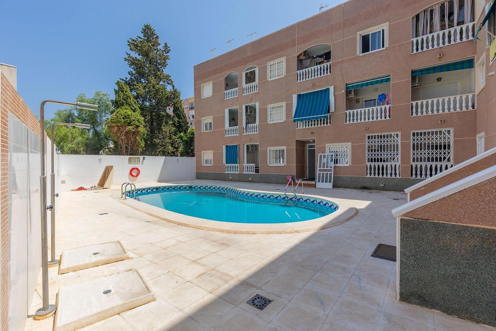 1 bedroom Flat for sale in Torrevieja with pool - € 116,000 (Ref: 9401840)