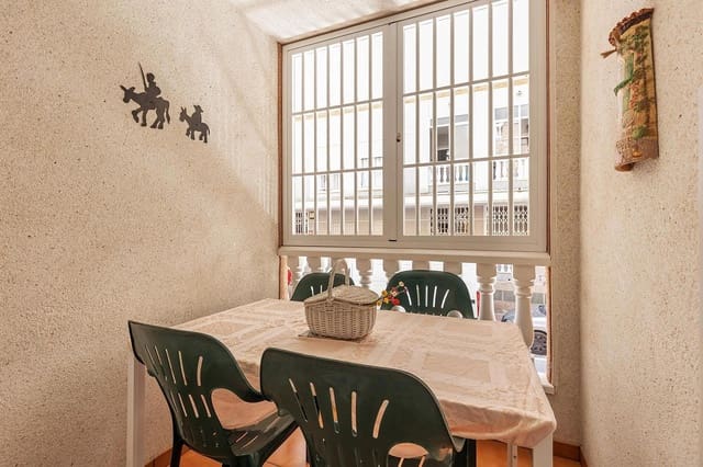 1 soveværelse Lejlighed til salg i Playa de los Locos, Torrevieja med swimmingpool - € 117.000 (Ref: 9401841)