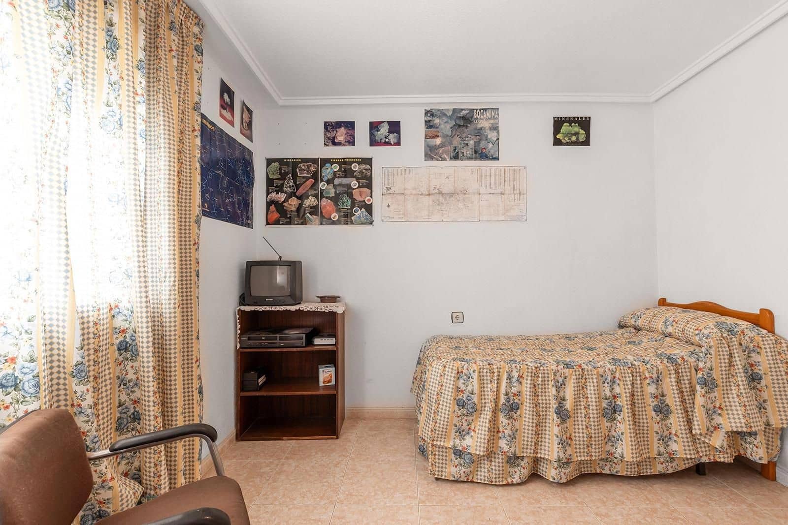 2 Zimmer Villa zu verkaufen in Torrevieja mit Pool Garage - 130.000 € (Ref: 9401843)