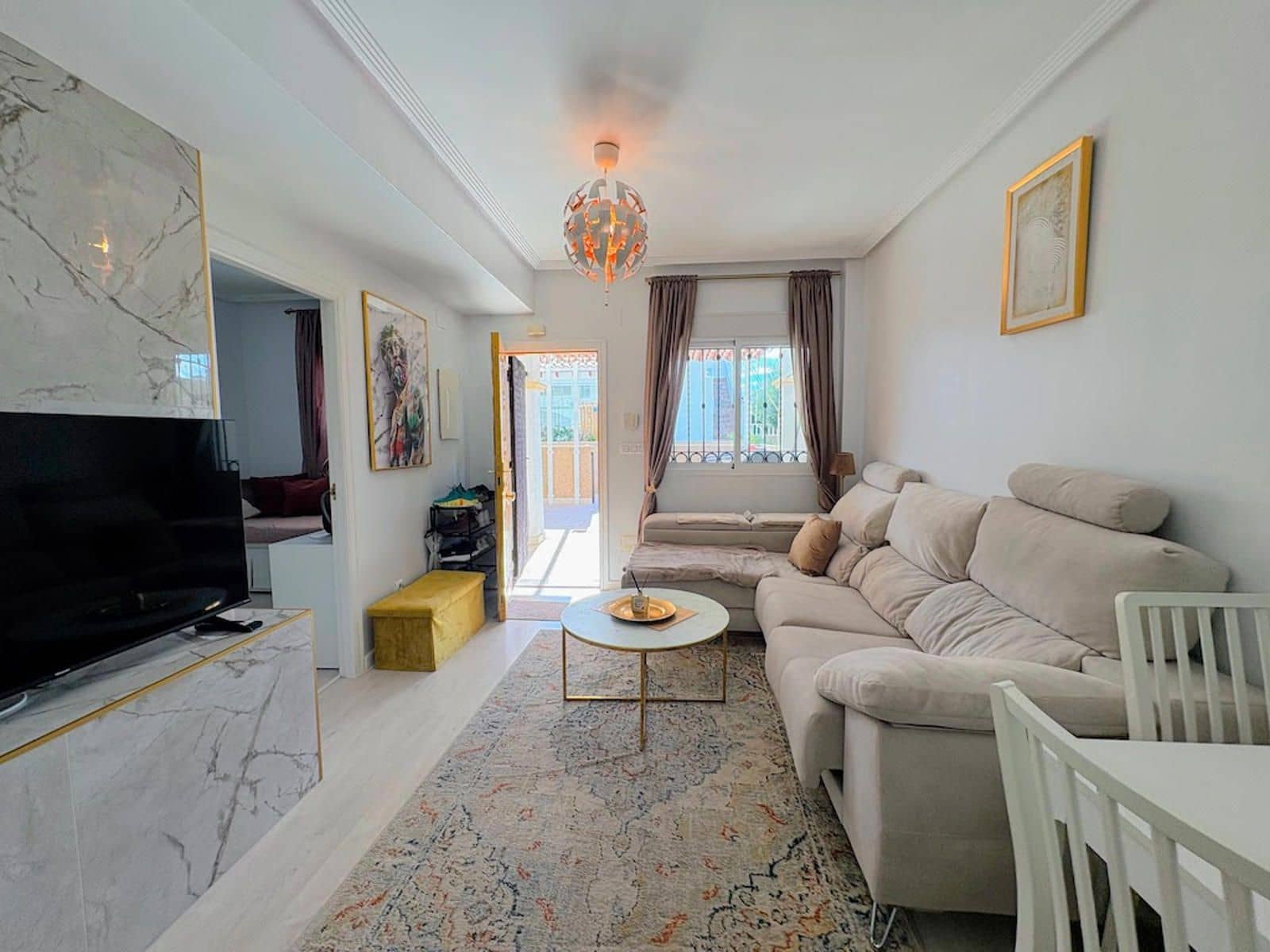 2 sovrum Villa till salu i Orihuela Costa med pool - 169 000 € (Ref: 9401846)