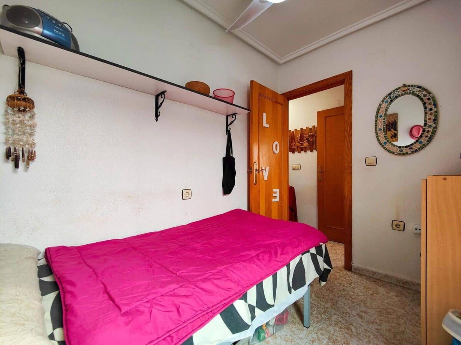 3 soveværelse Villa til salg i Torrevieja med swimmingpool - € 159.900 (Ref: 9401859)