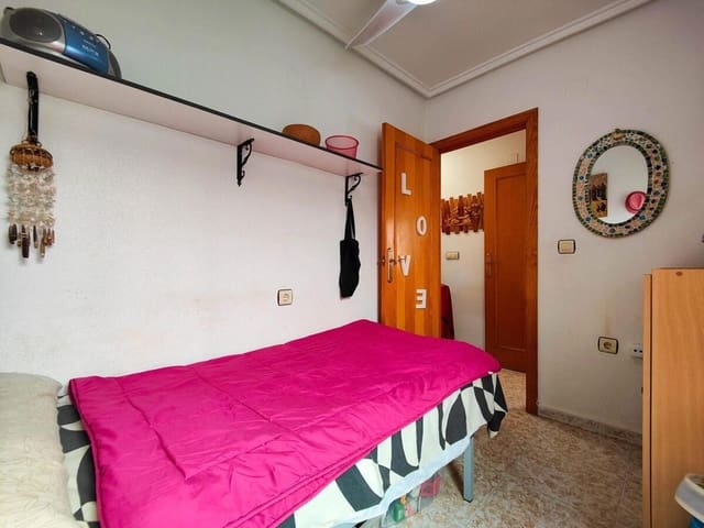 3 soveværelse Villa til salg i Playa del Acequión, Torrevieja med swimmingpool - € 159.900 (Ref: 9401859)